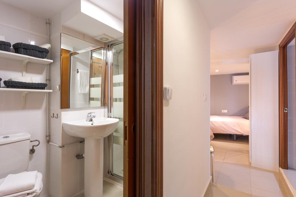 Apartamentos Diaber Gerona 22 Sevilla Exterior foto