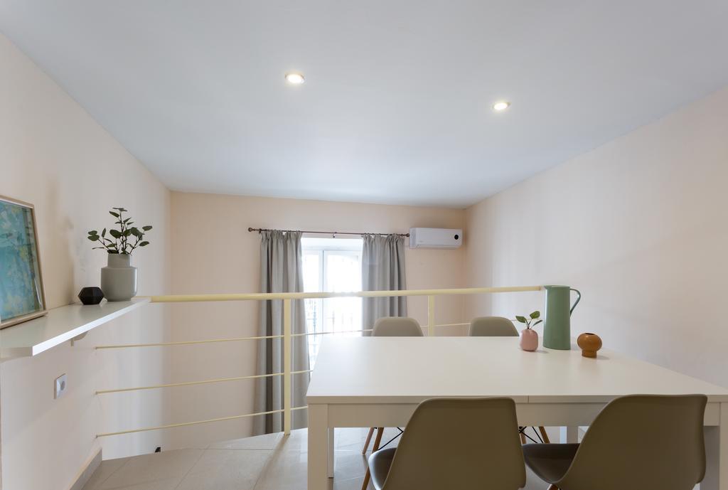 Apartamentos Diaber Gerona 22 Sevilla Exterior foto